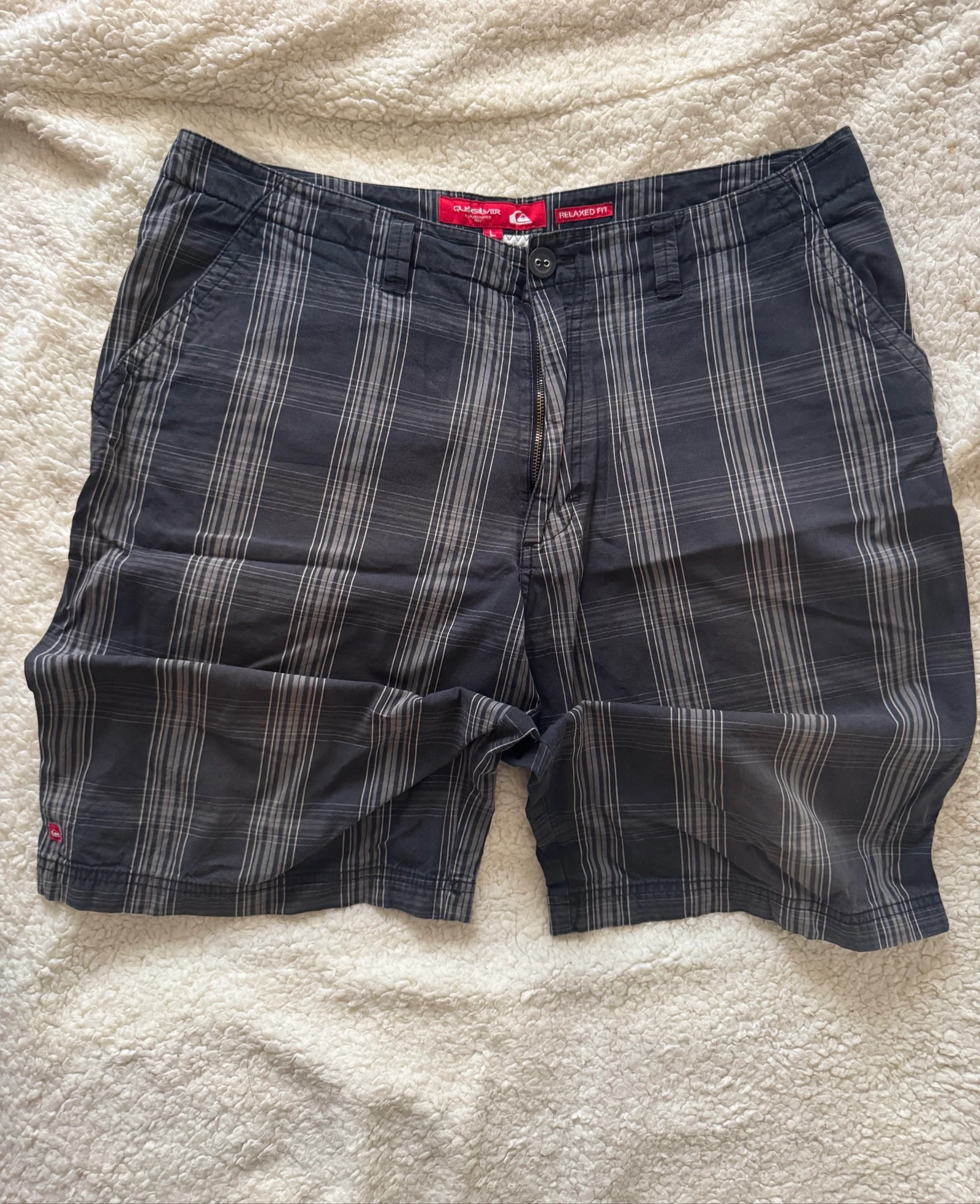Shorts de Praia Xadrez Quicksilver Cinza Escuro Tamanho L Skate Surf Casual – photo 2
